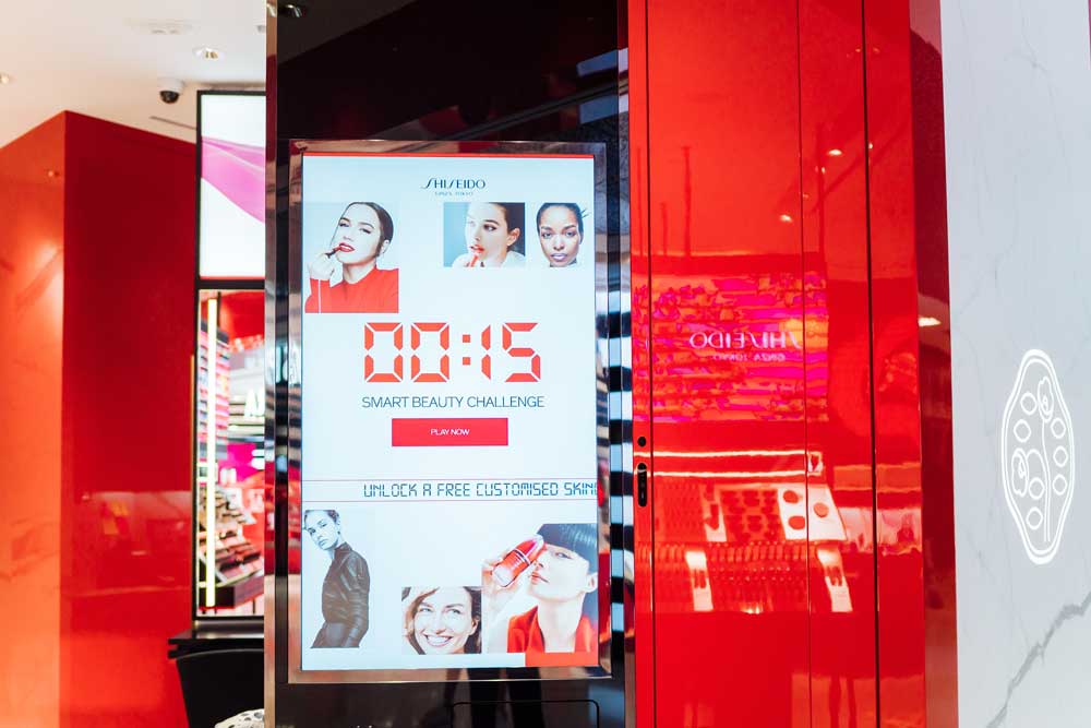 Shiseido-Sampling-Machine-02