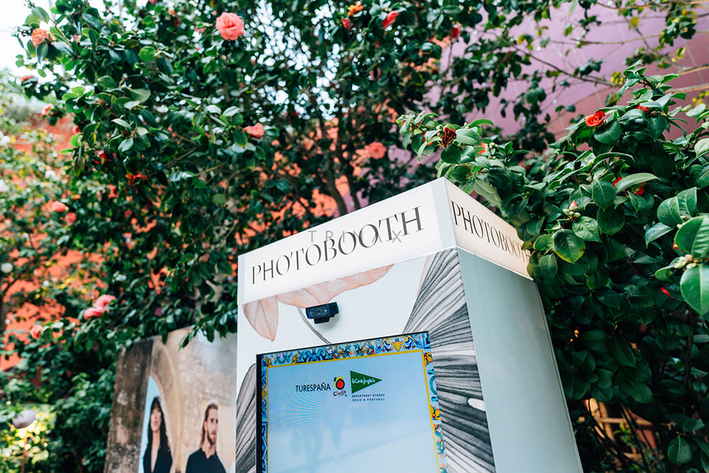 Trinax Interactive Photo Booth | Spain Tourism Flower Dome Instant Photo Booth with Filters For Leadgen and Awareness Campaign